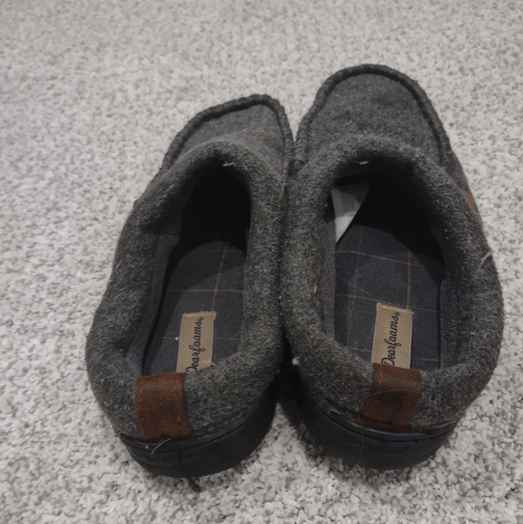 Men's Slippers, Size Small - Picture 4 of 8